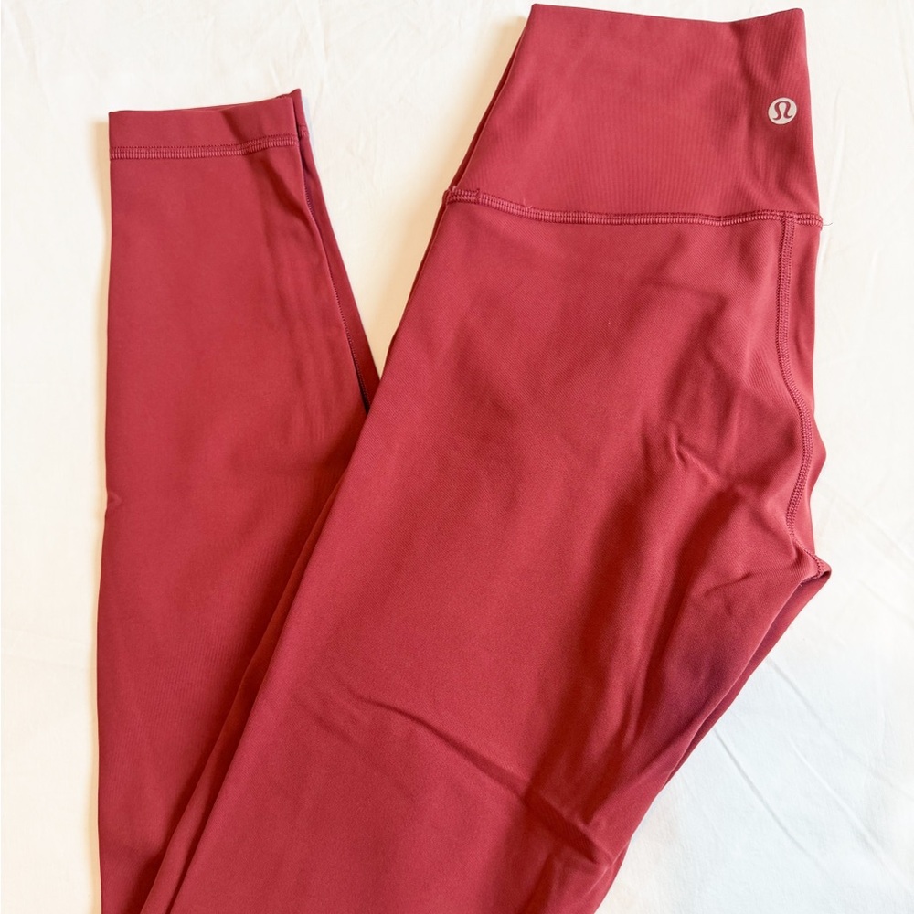 Lululemon Wonder Train Leggings - 6